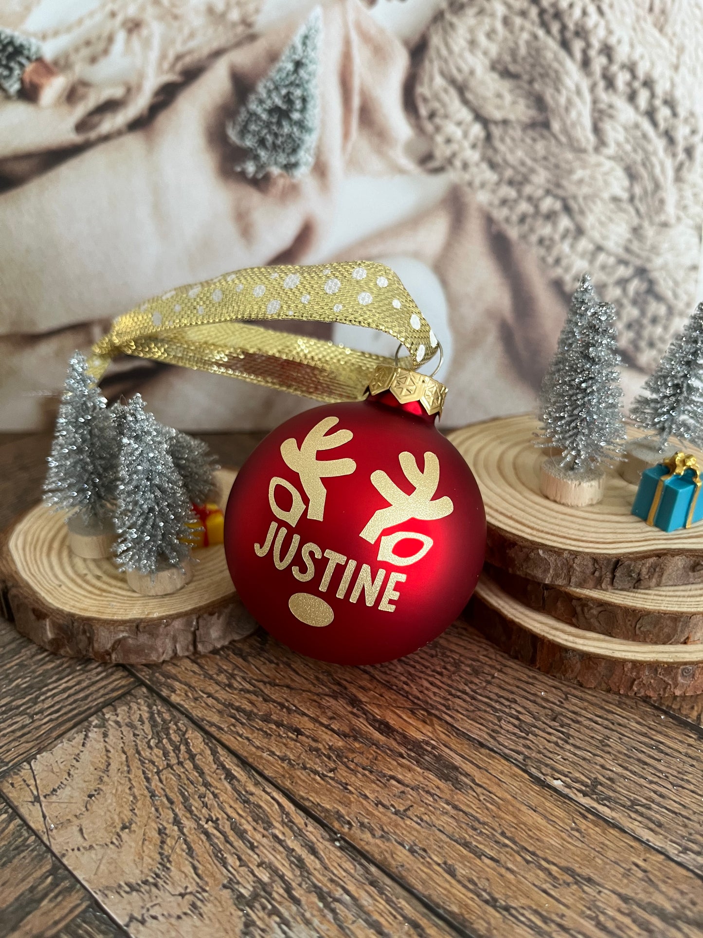Boule de Noël prénom - motif renne