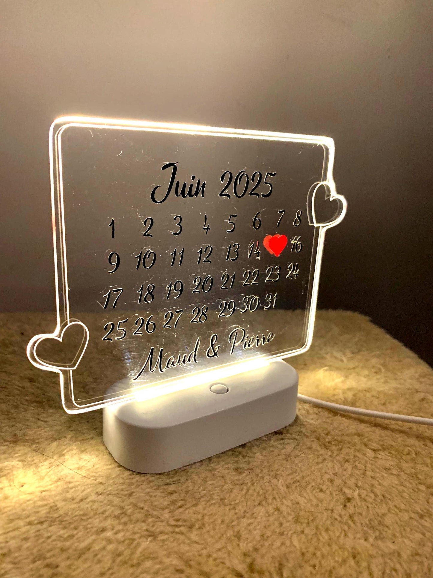 Cadre lumineux personnalisé  Prénoms + date - Rencontre / Mariage